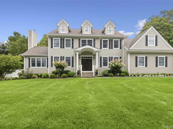 80 Majestic Ridge, Carmel, NY 10512