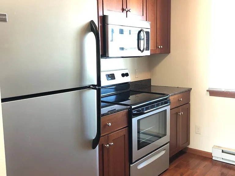 House- NW — Photo 6