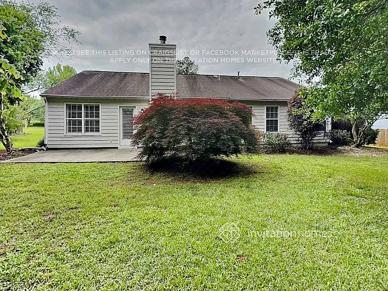 213 Highpoint Xing — Photo 18
