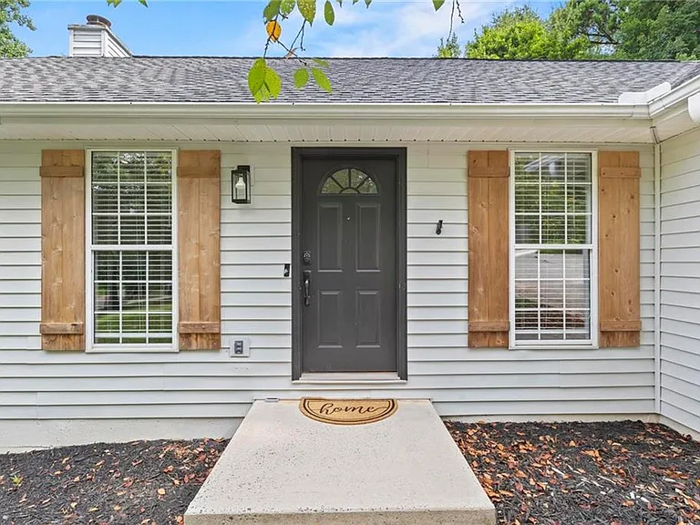 6360 Mountain View Trl — Photo 3