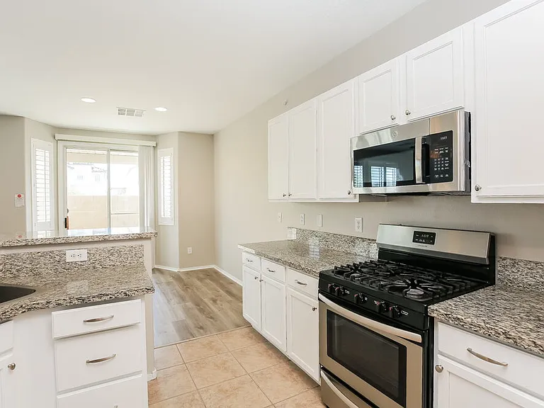 10548 Congaree St — Photo 9