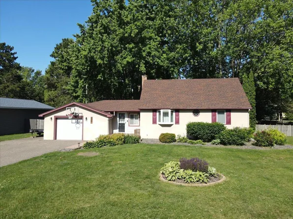 6981 Sunrise Dr, Lino Lakes, MN 55014