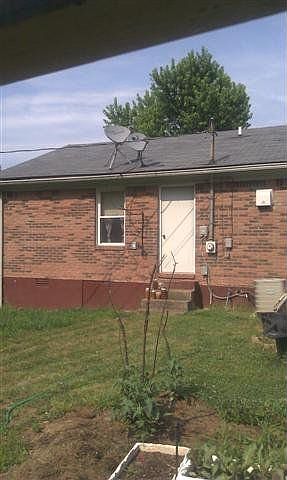 2nd image of 40 W Airview Dr