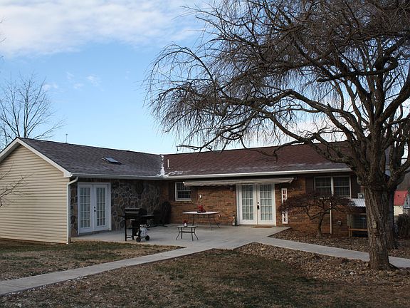 5th image of 62 Howards Br