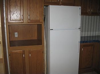 Kitchen Refridgerator & Cabinets