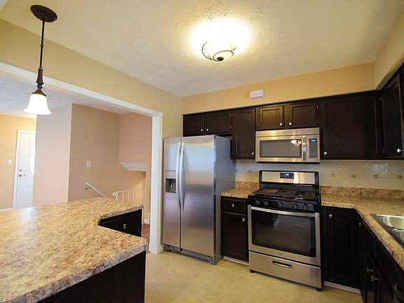 4th image of 6112 Gaynor Dr