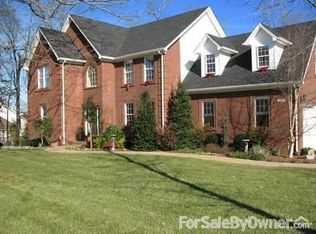 414 Deer Lake Rd, Elizabethtown, KY 42701