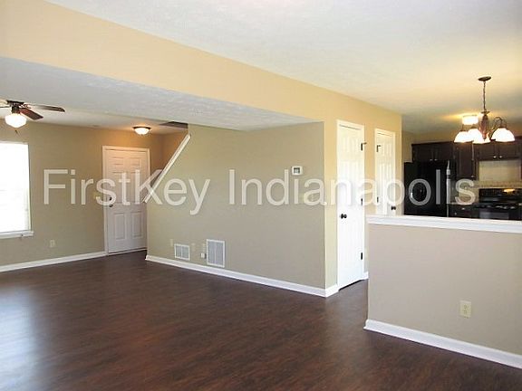 5th image of 1846 Kayla Dr