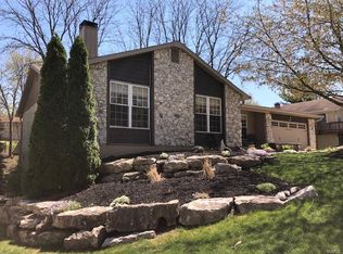 804 Greenridge Ln, Saint Peters, MO 63376
