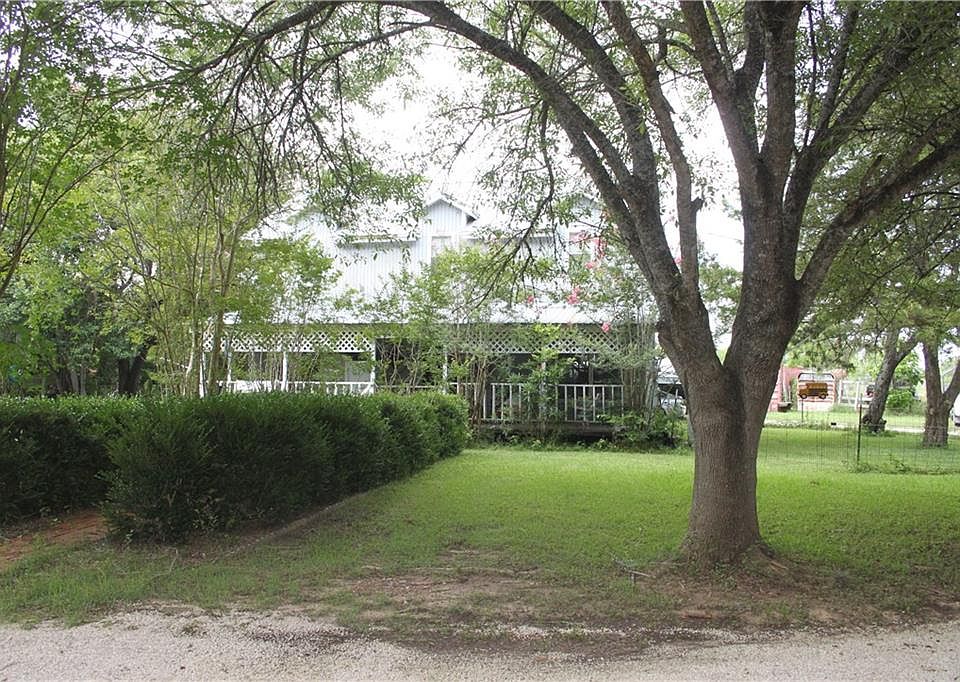 1st image of 226 Whitetail Ln