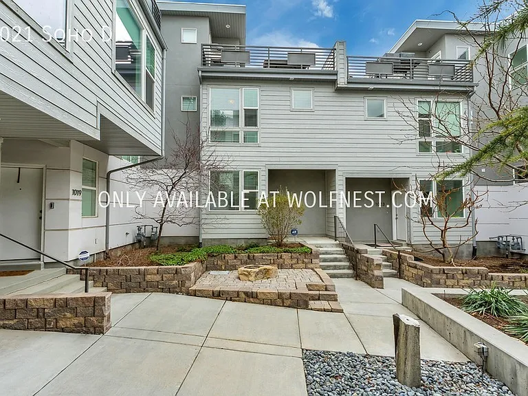 1021 Soho Dr — Photo 32