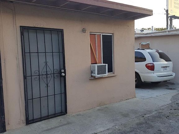3rd image of 6222 Eastern Ave #3/4