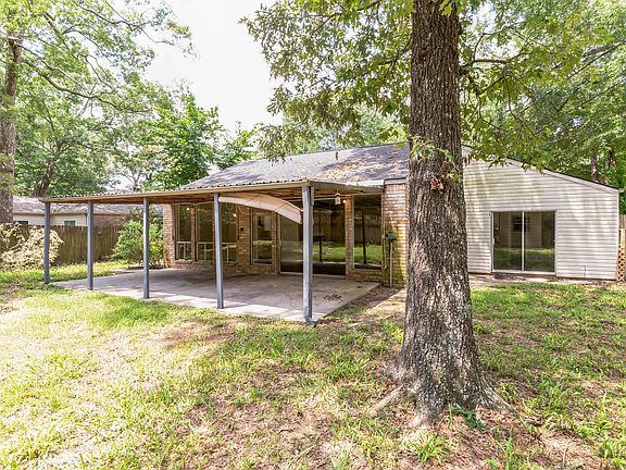 4th image of 58 Artesian Oaks Dr