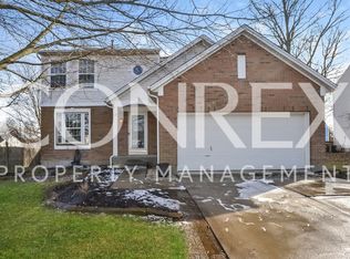6 Mallard Dr, Amelia, OH 45102
