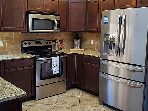 4th image of 400 Noland Ct