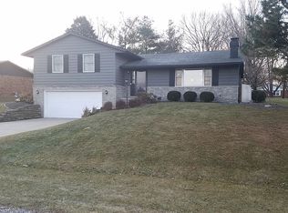 113 Boulder Dr, Gridley, IL 61744