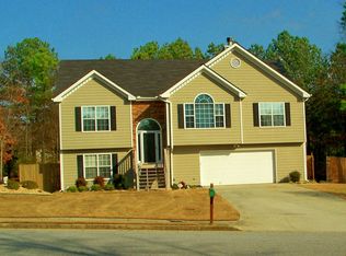 1910 Grayson Oaks Ct, Lawrenceville, GA 30045