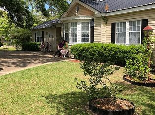 1123 10th St SE, Moultrie, GA 31768