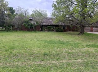 15802 E 92nd St N, Owasso, OK 74055