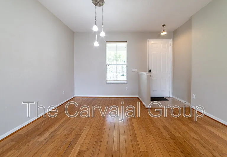 3933 Cleary Way — Photo 16