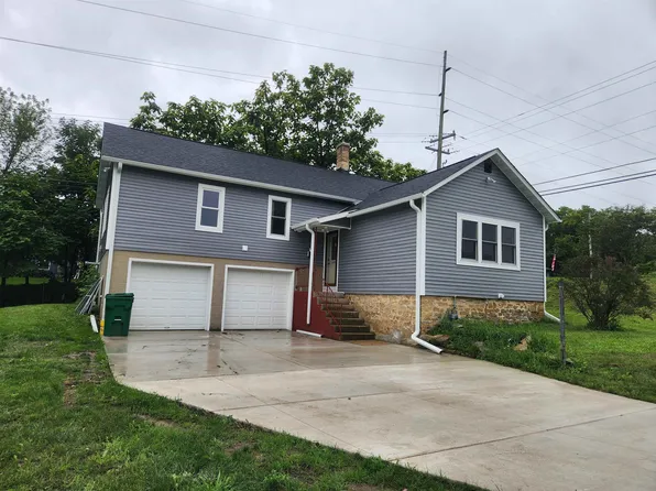 402 Lord St, Edgerton, WI 53534
