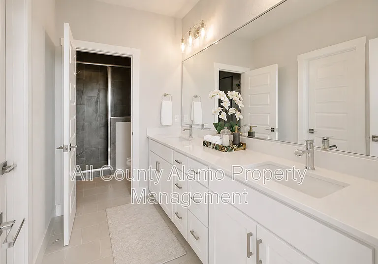 7930 Kennedy Hl — Photo 28