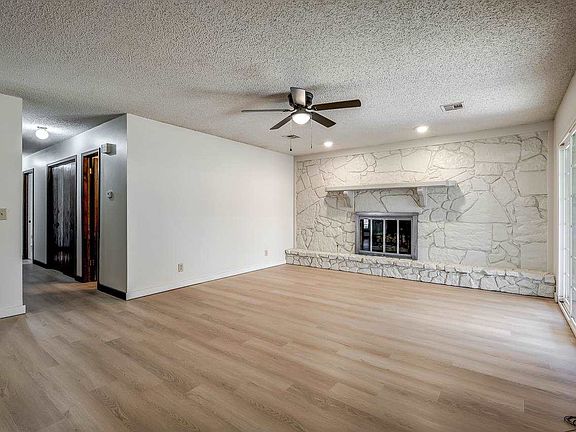 3rd image of 4810 N Britton Dr