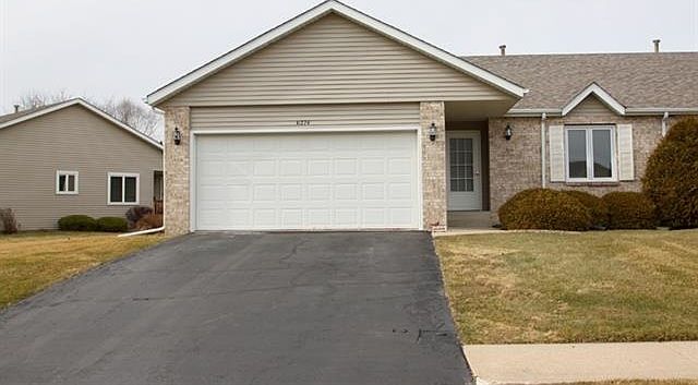 1st image of 6274 Carriage Green Way