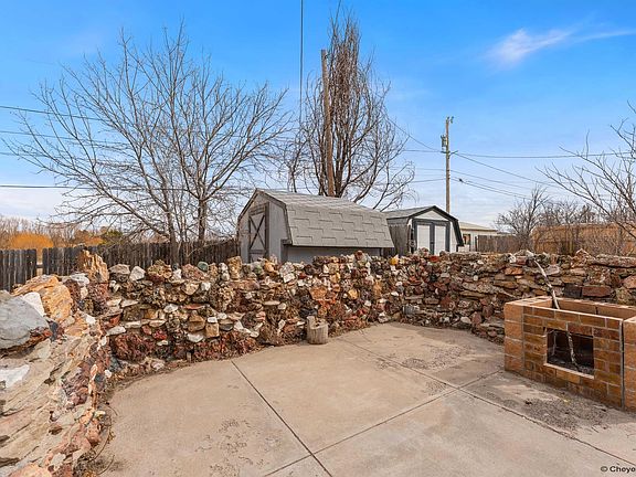 5th image of 3537 Pierce Ave