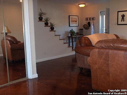 4th image of 7314 OAK MANOR DR #28