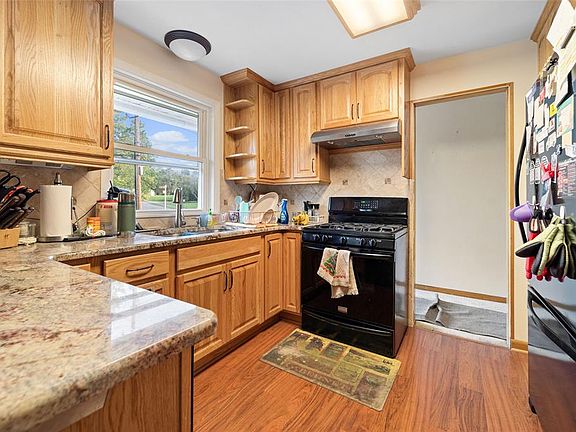 2nd image of 296 Academy Dr