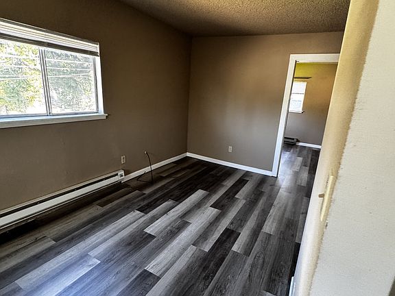 3rd image of 643 S Weed Blvd APT 4