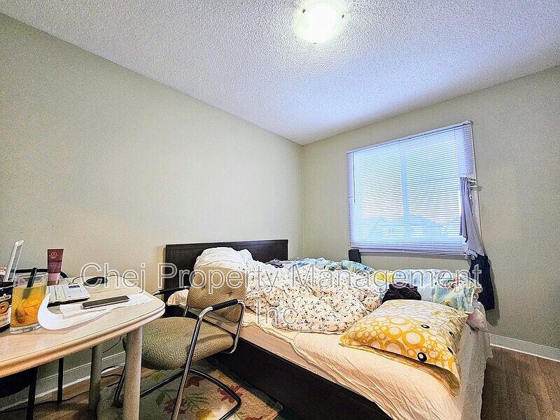 Edmonton House for rent - 3 Bedrooms — photo 5