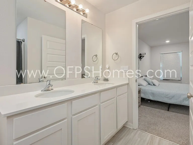 4627 Naval Ct — Photo 24