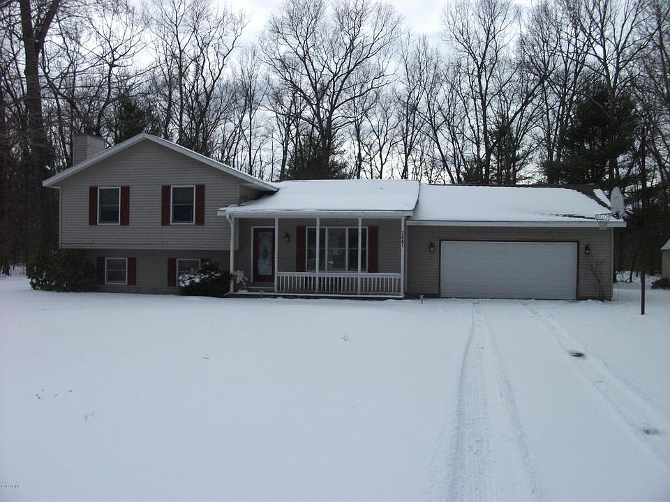 1st image of 2441 W Riverwood Dr