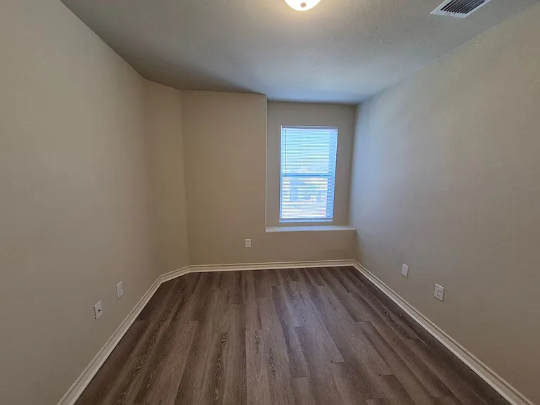 6522 Marcel Way #102 — Photo 22