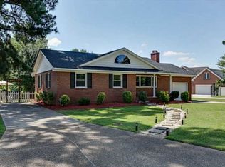 262 Huntsman Rd, Norfolk, VA 23502