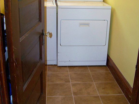 second floor laundry
