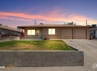 3002 Glenwood Pl, Bakersfield, CA 93306