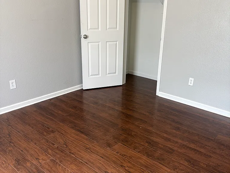 588 King Ln #A — Photo 9
