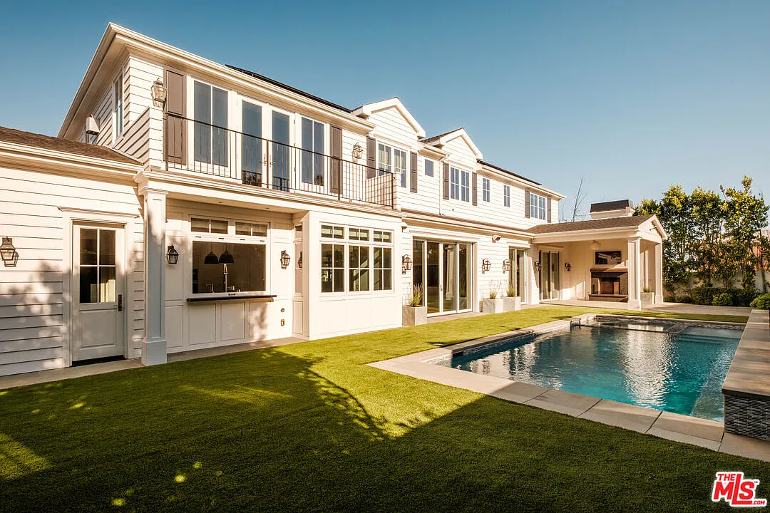 5 bed, 7.0 bath, 5713 sqft, $45,000 — Photo 3