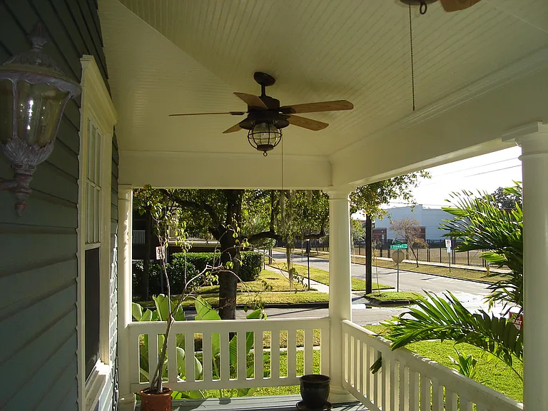 1101 W De Leon St #A — Photo 3
