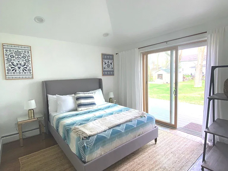 80 Soundview Dr — Photo 22