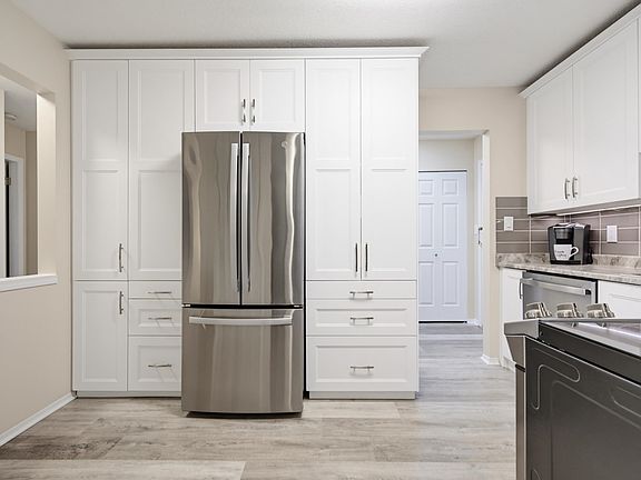 5th image of 5375 205th St #302