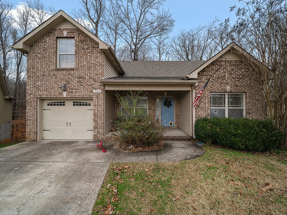 1st image of 323 David Dr N
