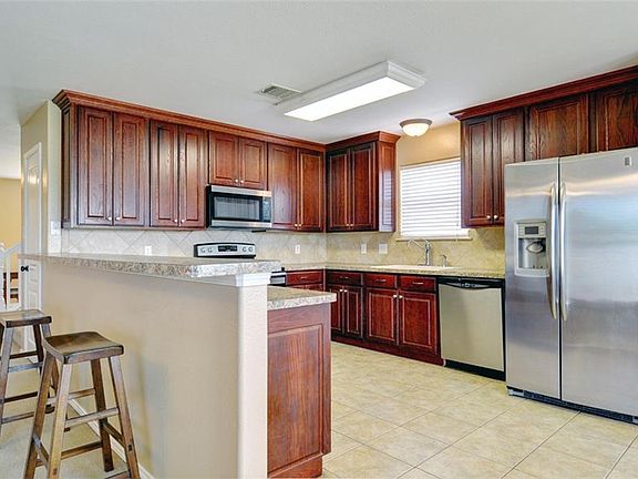 2nd image of 4817 Lemon Grove Dr