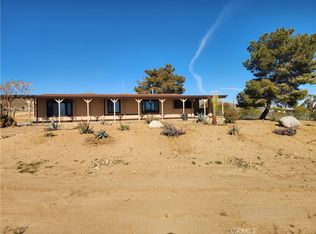 1720 Wamego Trl, Landers, CA 92285