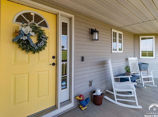 1832 E 950th Rd, Lawrence, KS 66049