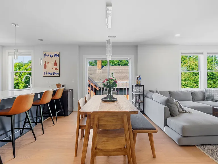 52 W Emerson St #6 — Photo 9