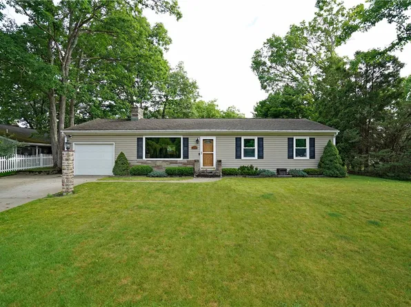 259 W 4th St, Corning, NY 14830